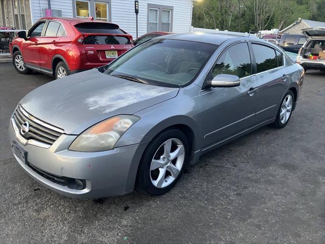 used 2007 Nissan Altima car, priced at $2,495