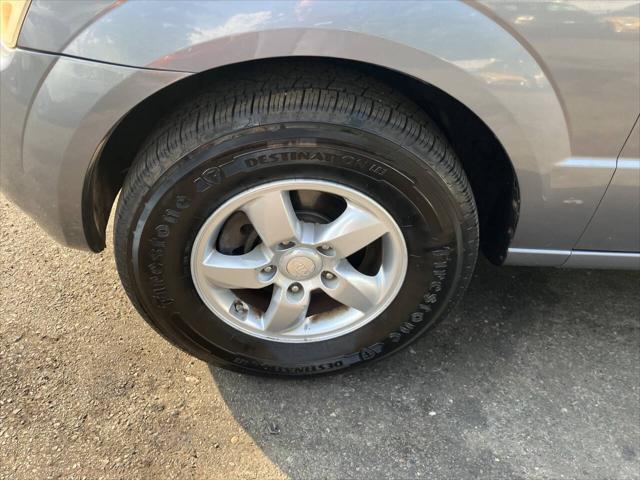 used 2008 Kia Sorento car, priced at $3,495