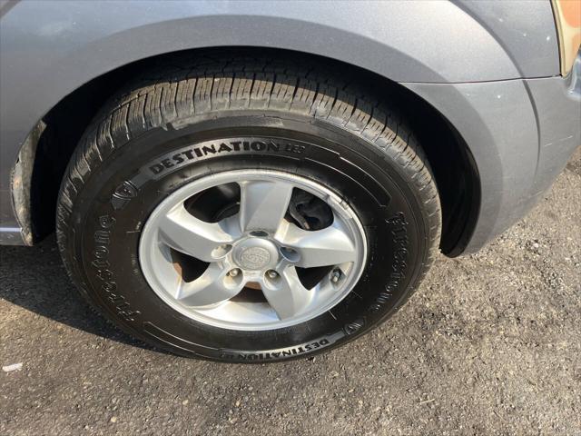 used 2008 Kia Sorento car, priced at $3,495