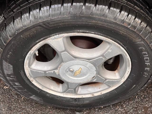 used 2002 Chevrolet TrailBlazer car, priced at $3,995