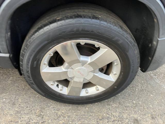 used 2008 GMC Acadia car, priced at $2,995