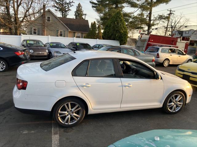 used 2009 Volkswagen Jetta car, priced at $2,495