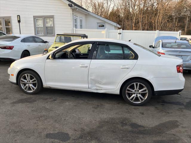 used 2009 Volkswagen Jetta car, priced at $2,495
