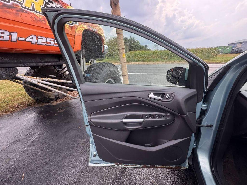 used 2013 Ford Escape car, priced at $4,995