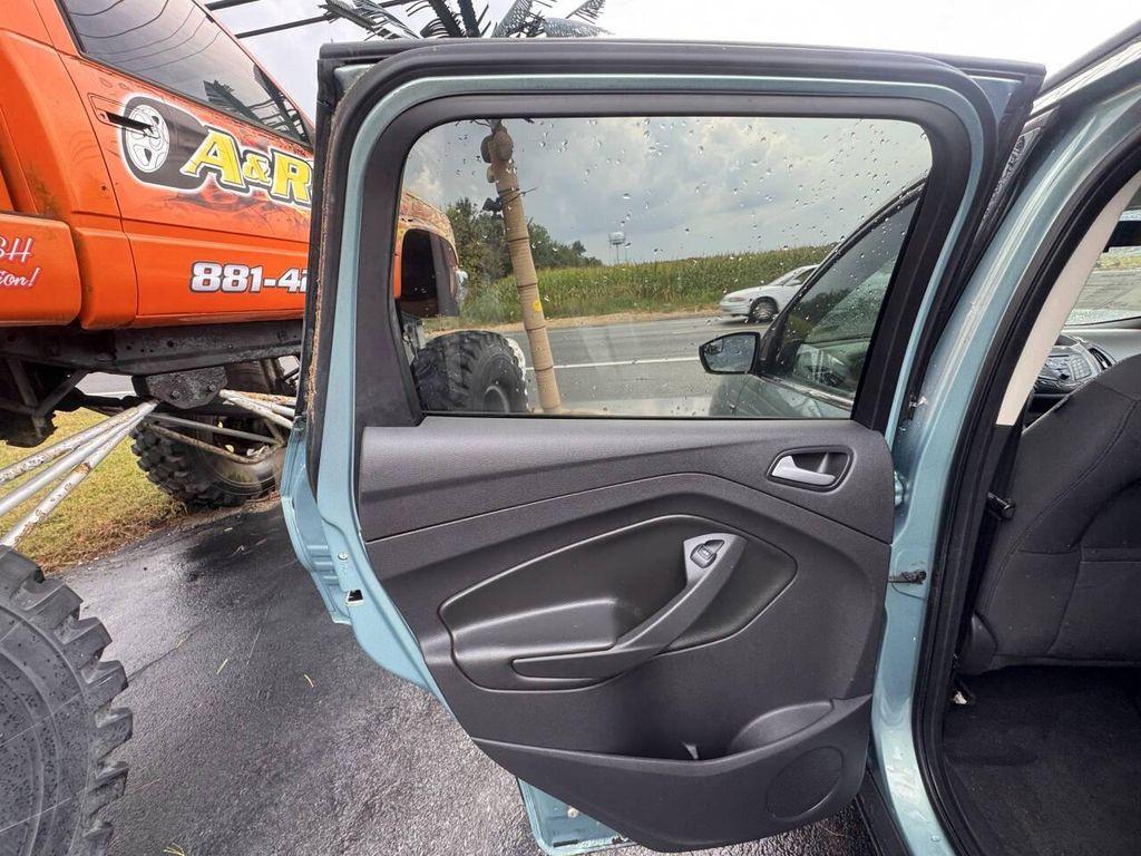 used 2013 Ford Escape car, priced at $4,995