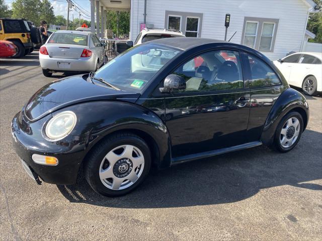 used 1998 Volkswagen New Beetle car, priced at $2,495