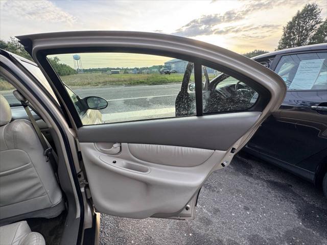 used 2004 Oldsmobile Alero car, priced at $2,495