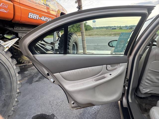 used 2004 Oldsmobile Alero car, priced at $2,495