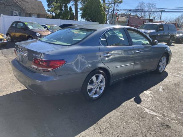 used 2005 Lexus ES 330 car, priced at $2,495
