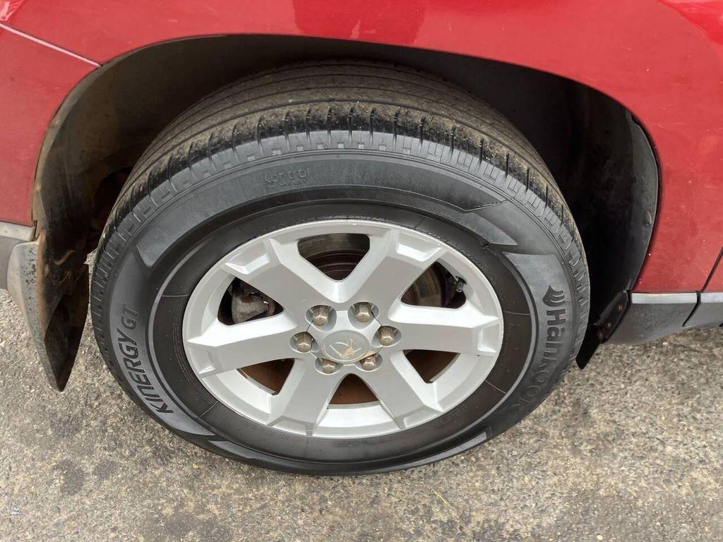 used 2008 Saturn Outlook car, priced at $1,795