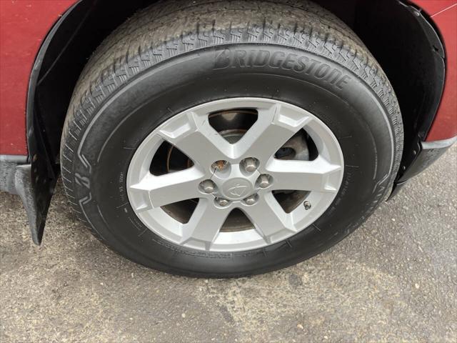 used 2008 Saturn Outlook car, priced at $2,495