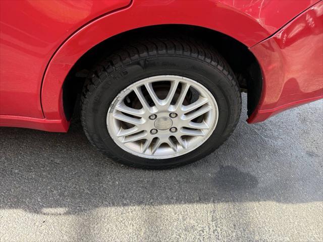 used 2008 Ford Focus car, priced at $2,495
