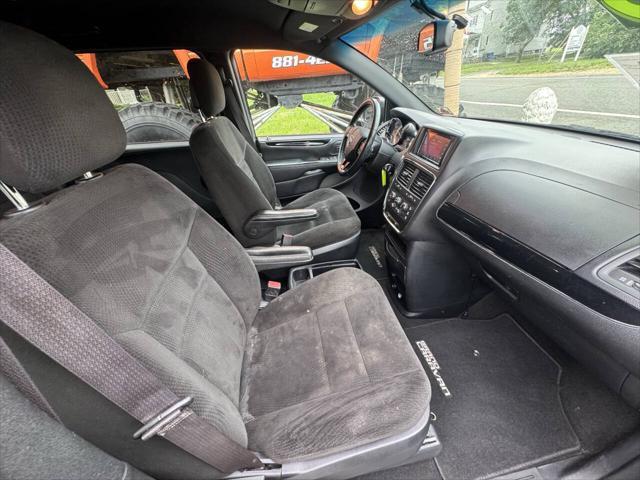used 2016 Dodge Grand Caravan car, priced at $3,995