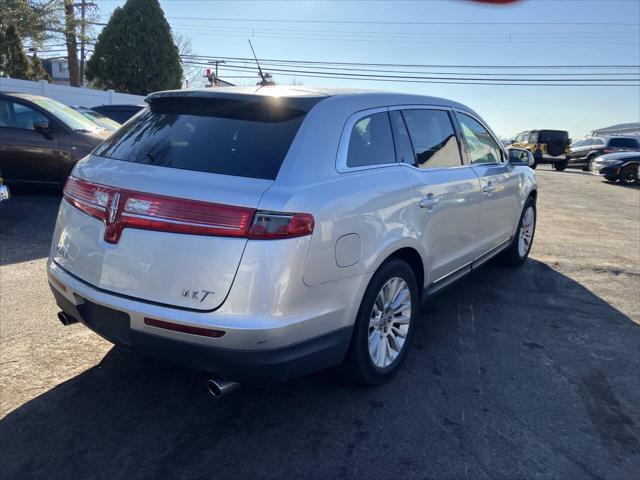 used 2010 Lincoln MKT car, priced at $3,195