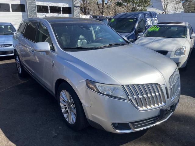 used 2010 Lincoln MKT car, priced at $3,195