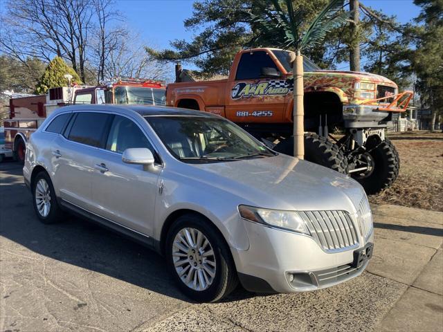 used 2010 Lincoln MKT car, priced at $3,195
