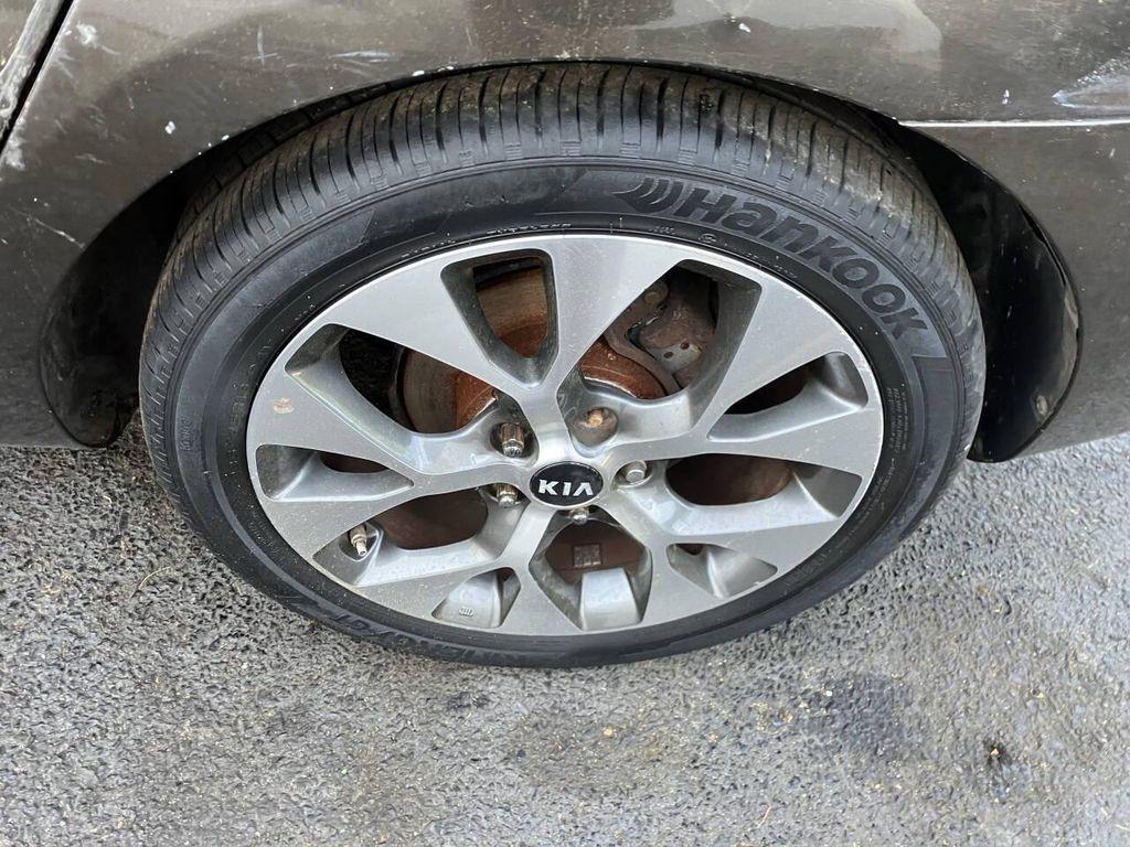 used 2009 Kia Rondo car, priced at $1,695