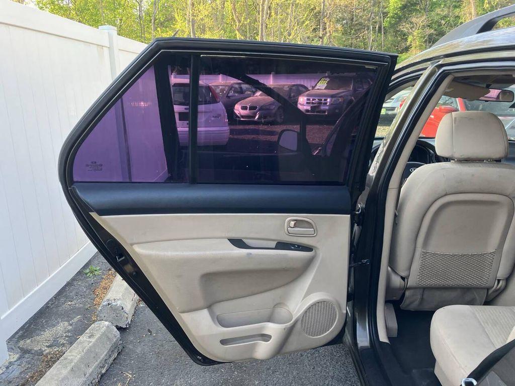 used 2009 Kia Rondo car, priced at $1,695