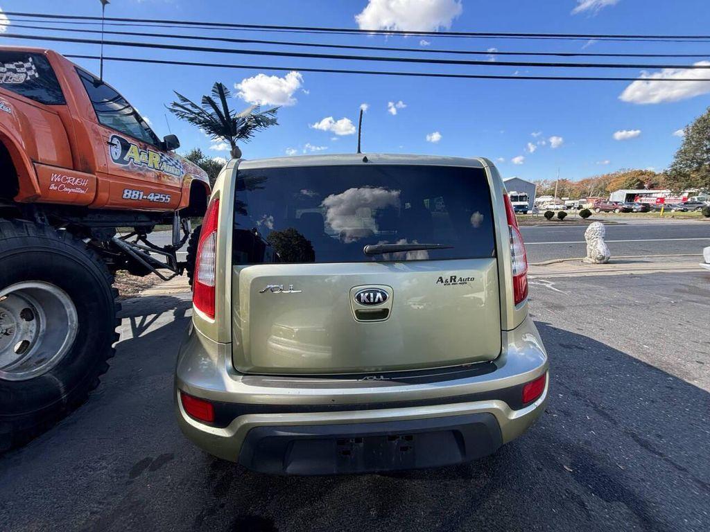 used 2013 Kia Soul car, priced at $2,195