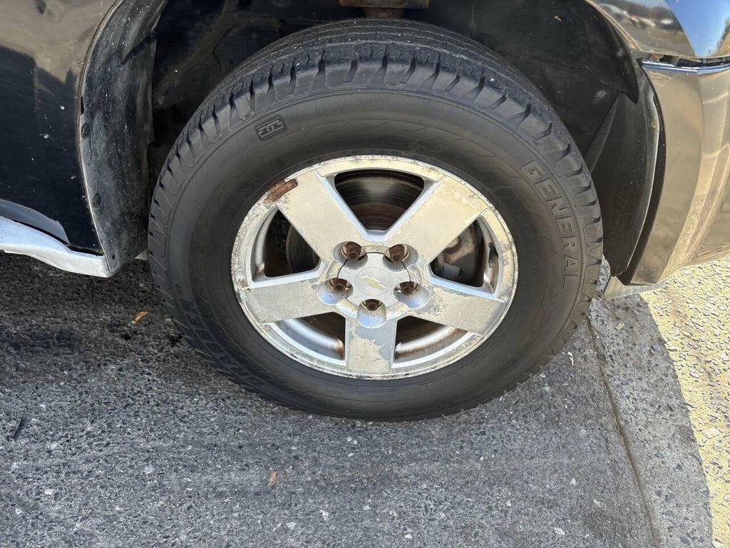 used 2005 Chevrolet Equinox car, priced at $1,895