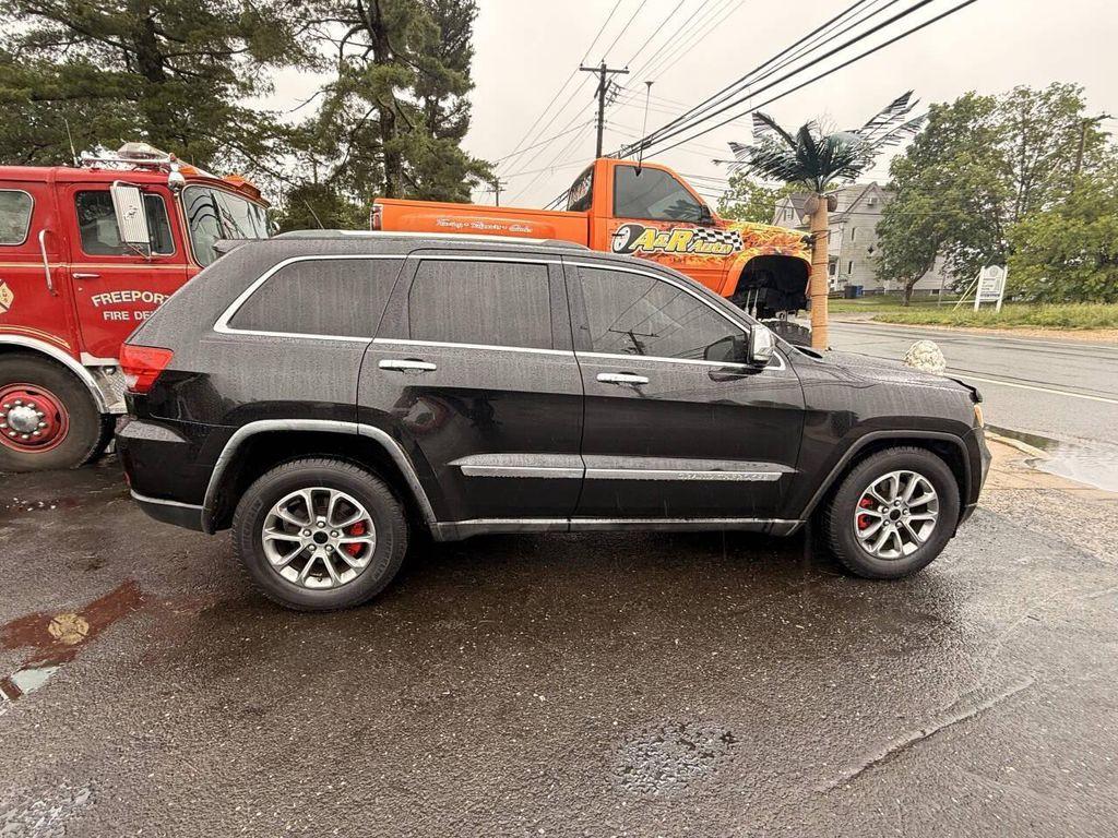 used 2011 Jeep Grand Cherokee car, priced at $7,995