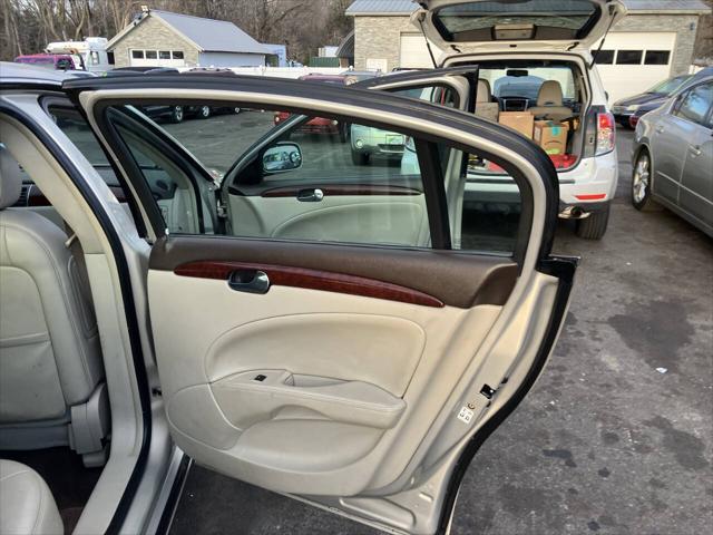 used 2007 Buick Lucerne car, priced at $2,495