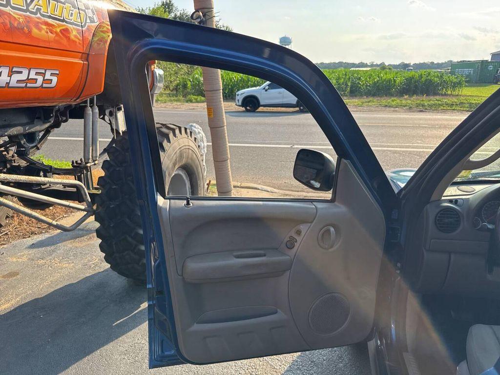 used 2006 Jeep Liberty car, priced at $2,495