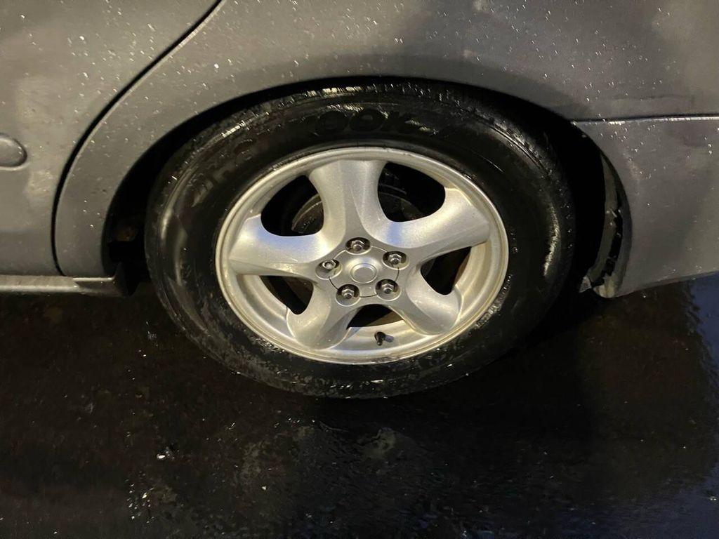 used 2004 Ford Taurus car, priced at $2,295