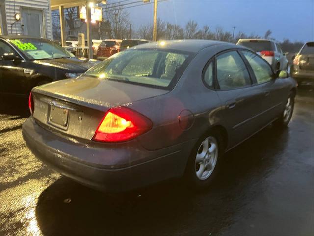used 2004 Ford Taurus car, priced at $2,295