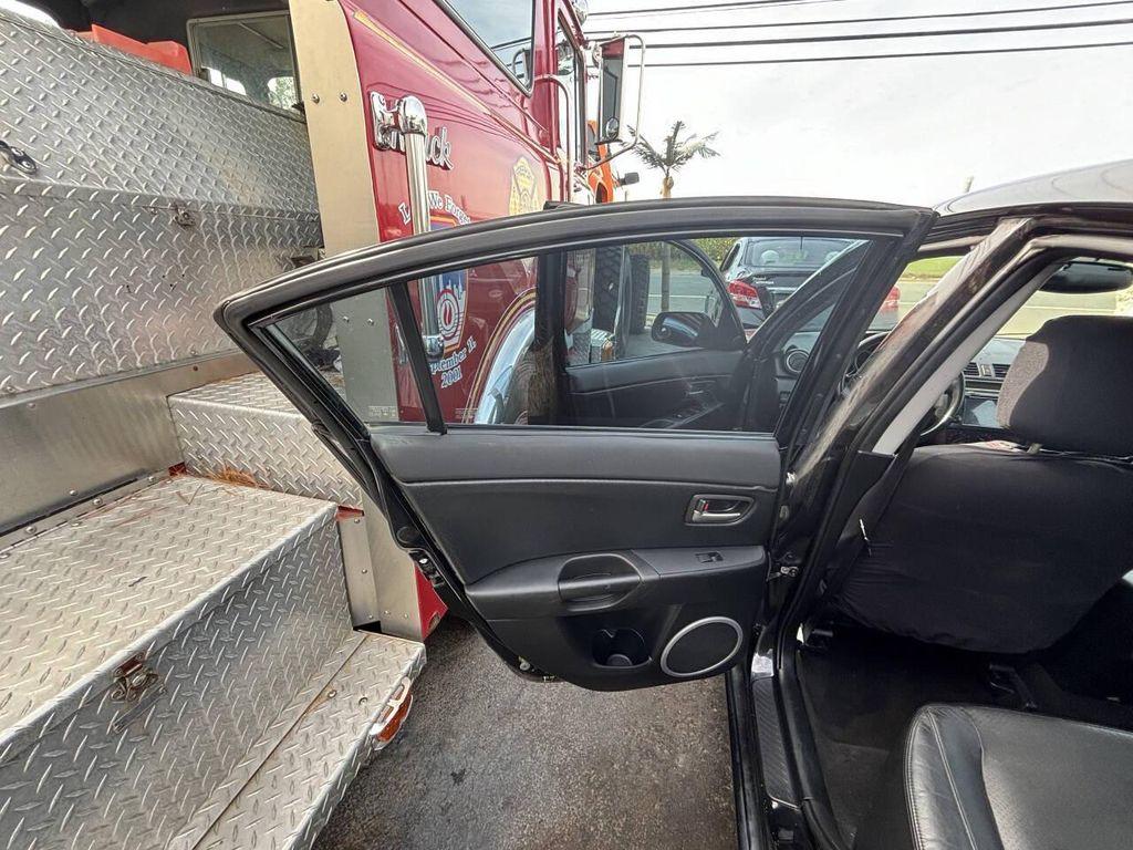 used 2005 Mazda Mazda3 car, priced at $2,495