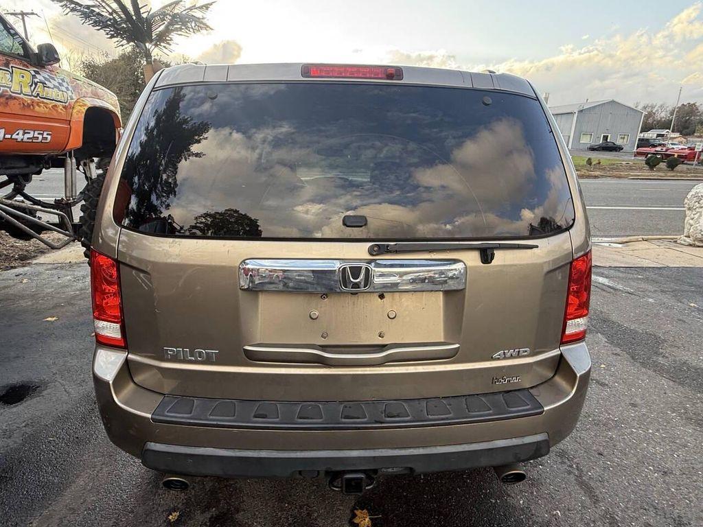used 2011 Honda Pilot car, priced at $3,495