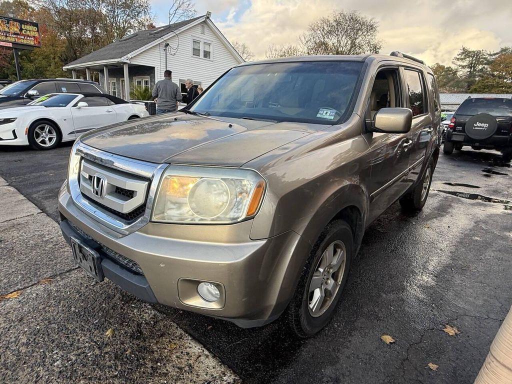 used 2011 Honda Pilot car, priced at $3,495