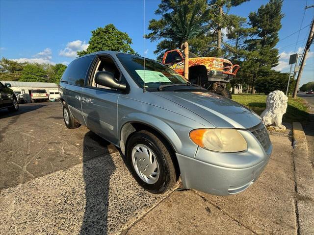 used 2006 Chrysler Town & Country car, priced at $1,695