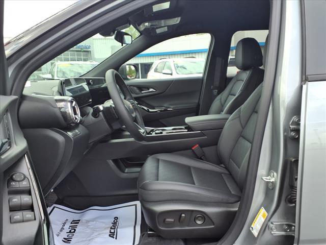 new 2026 Chevrolet Equinox car, priced at $32,989