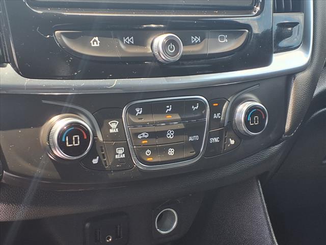 used 2023 Chevrolet Traverse car, priced at $34,495