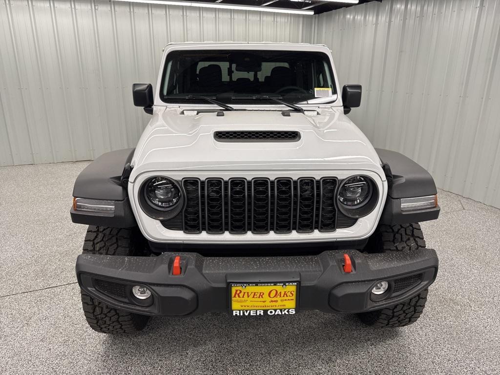 new 2025 Jeep Gladiator car, priced at $48,977