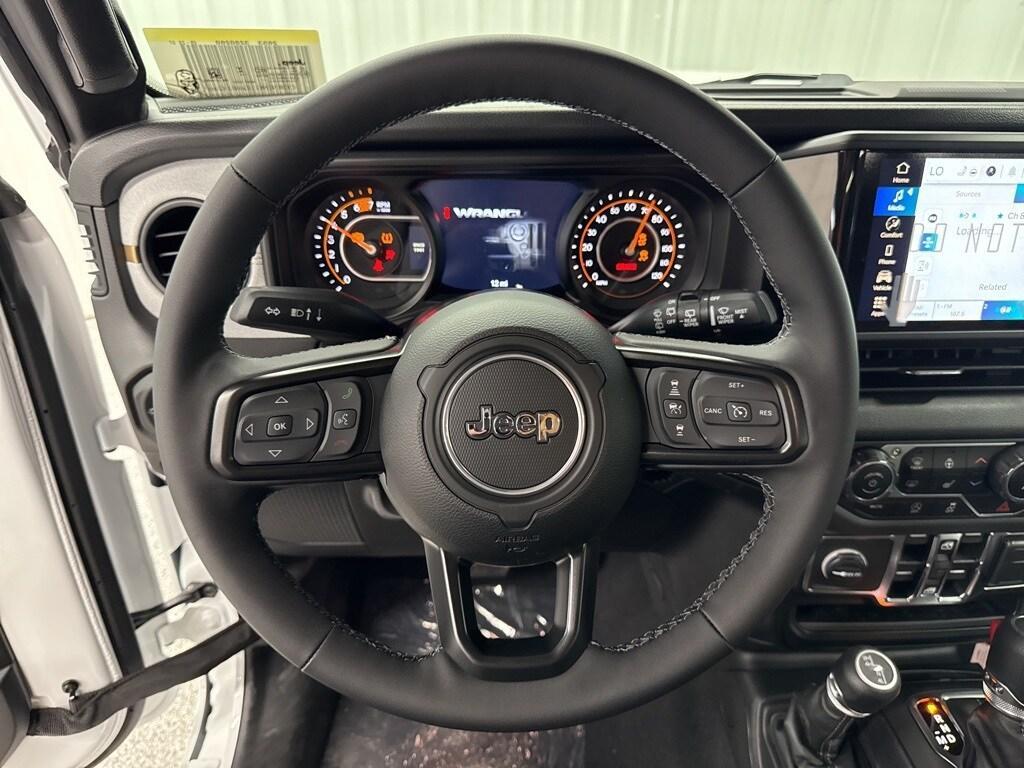 new 2025 Jeep Wrangler car, priced at $45,557