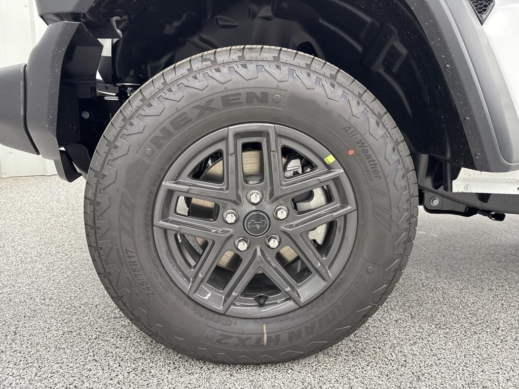 new 2025 Jeep Wrangler car, priced at $45,557