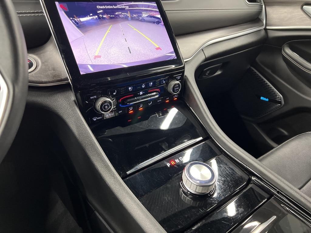 used 2022 Jeep Grand Cherokee car, priced at $33,354