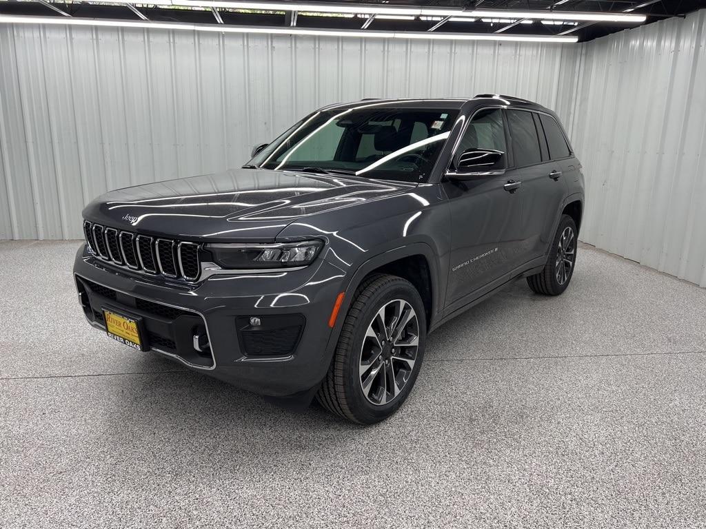 used 2022 Jeep Grand Cherokee car, priced at $33,354