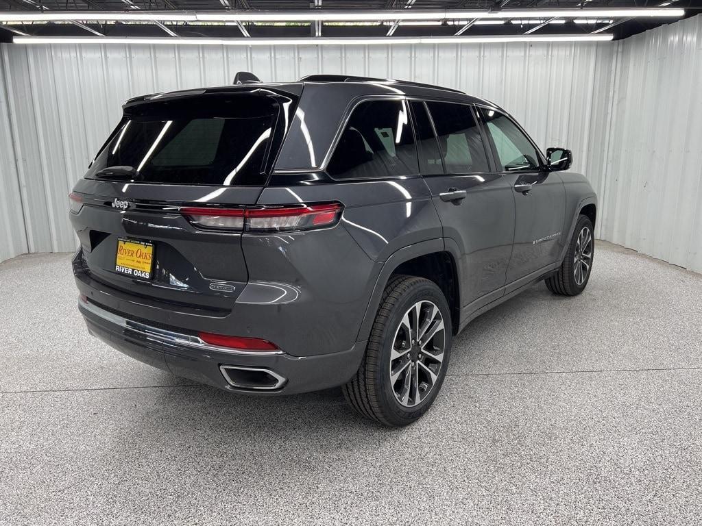 used 2022 Jeep Grand Cherokee car, priced at $33,354