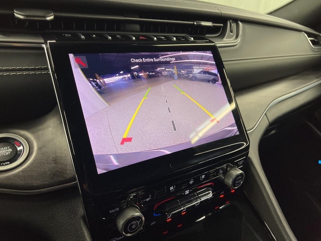 used 2022 Jeep Grand Cherokee car, priced at $33,354