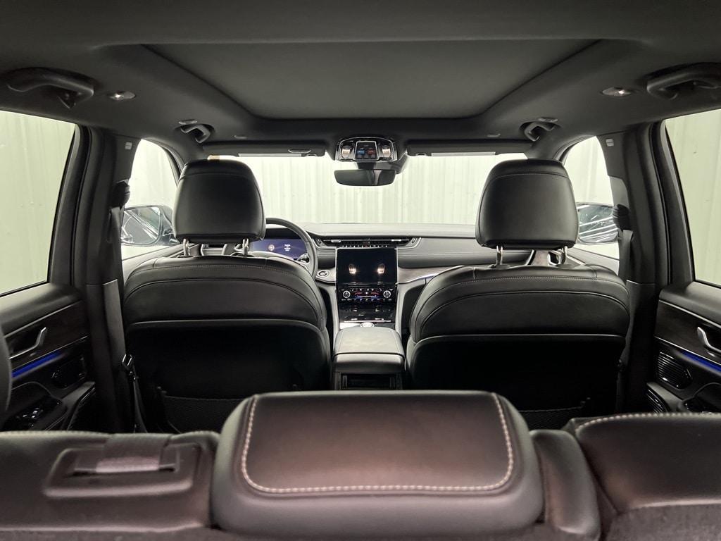 used 2022 Jeep Grand Cherokee car, priced at $33,354