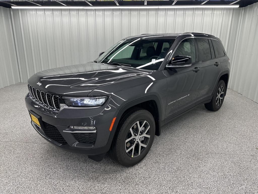 new 2025 Jeep Grand Cherokee car, priced at $42,459