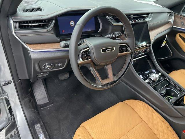 new 2025 Jeep Grand Cherokee car, priced at $57,310