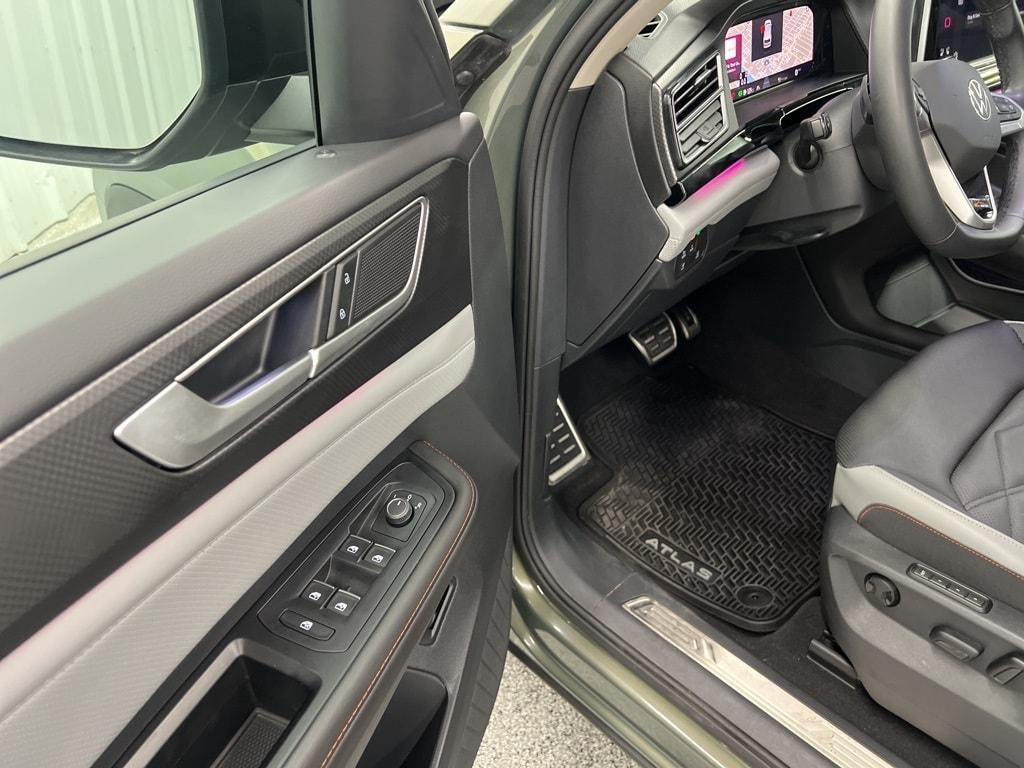 used 2024 Volkswagen Atlas car, priced at $37,685