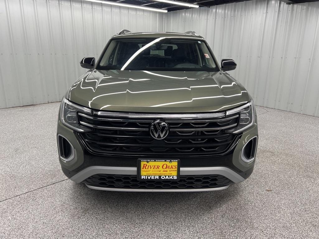 used 2024 Volkswagen Atlas car, priced at $37,685