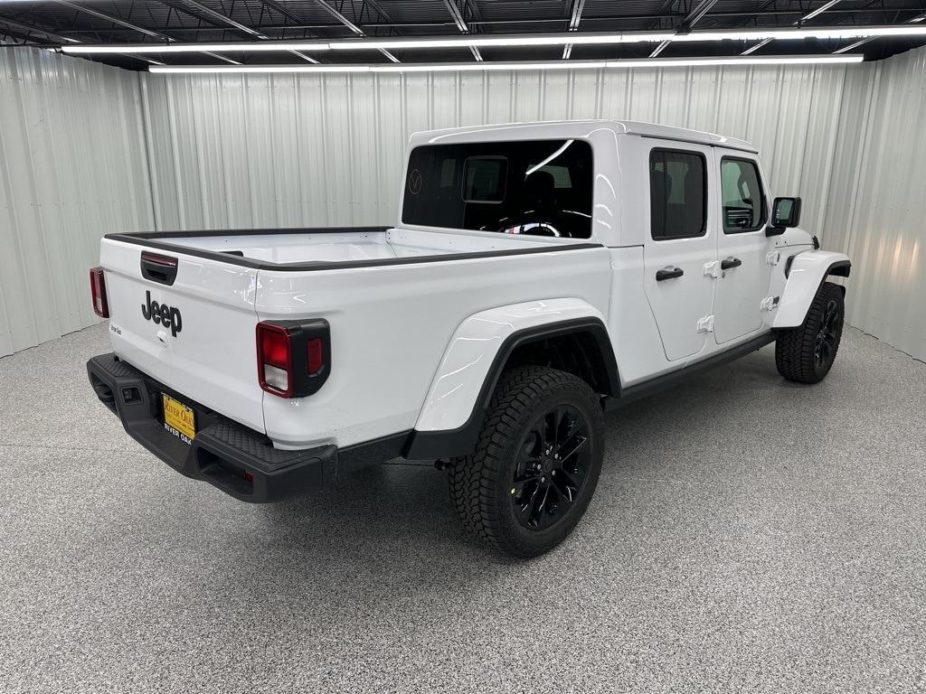 new 2025 Jeep Gladiator car, priced at $42,906