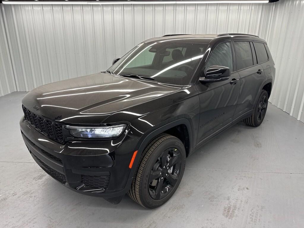 new 2024 Jeep Grand Cherokee L car, priced at $42,816