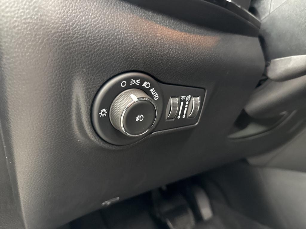 new 2025 Jeep Compass car, priced at $35,069